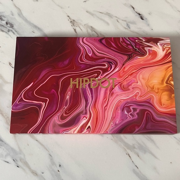 HIPDOT Zion Eyeshadow Palette - Picture 2 of 3